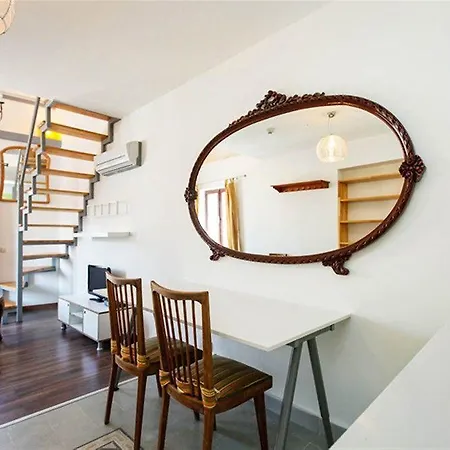 Ala Aparthotel 3*